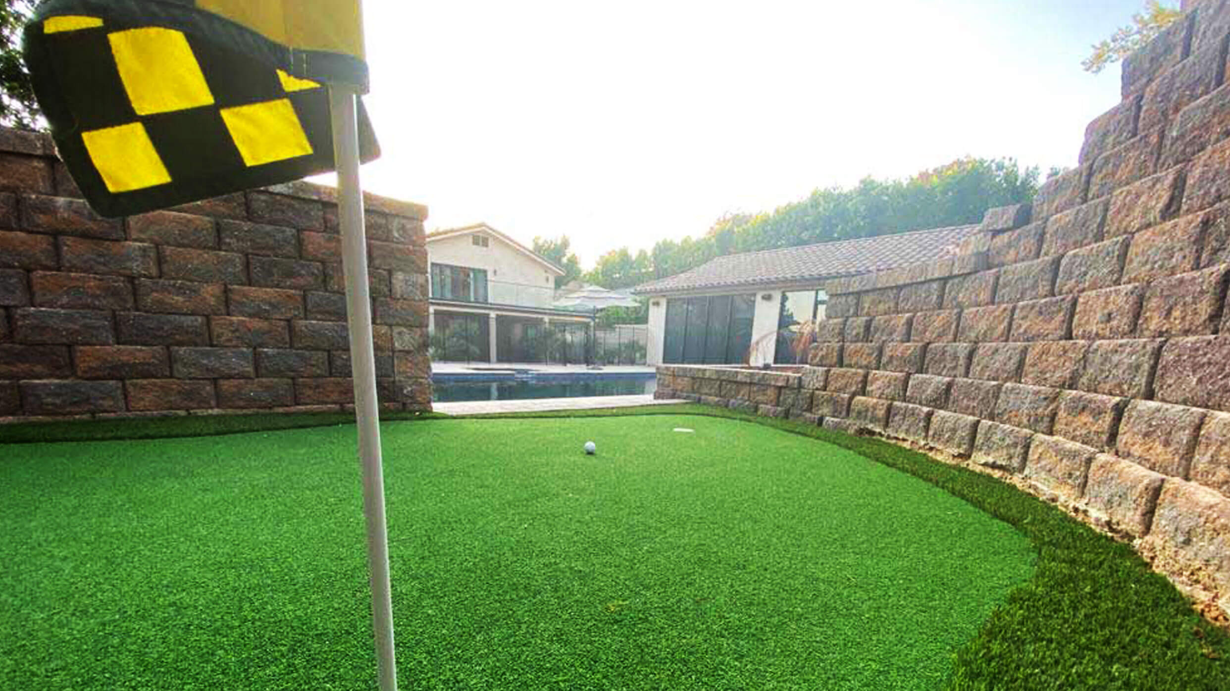 Mini-Golf-_-Wish-Recovery-Luxury-Rehab-&-Detox