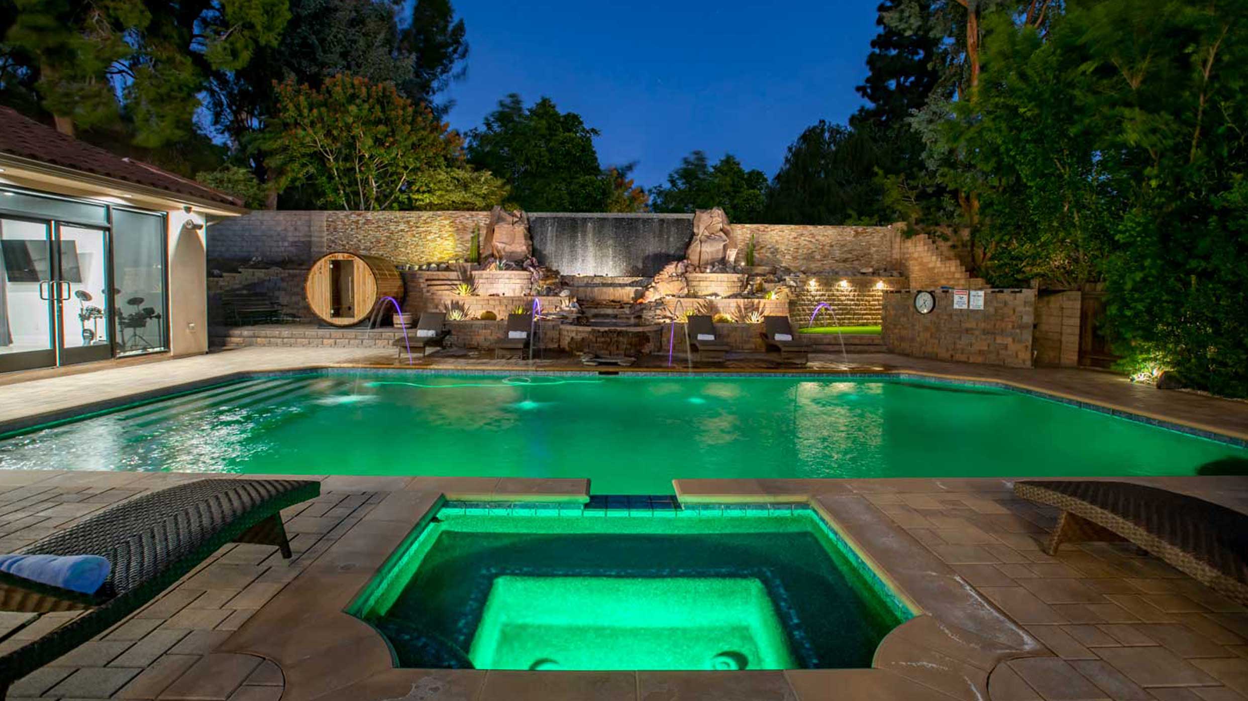 Outdoor-Pool-_-Wish-Recovery-Luxury-Rehab-&-Detox