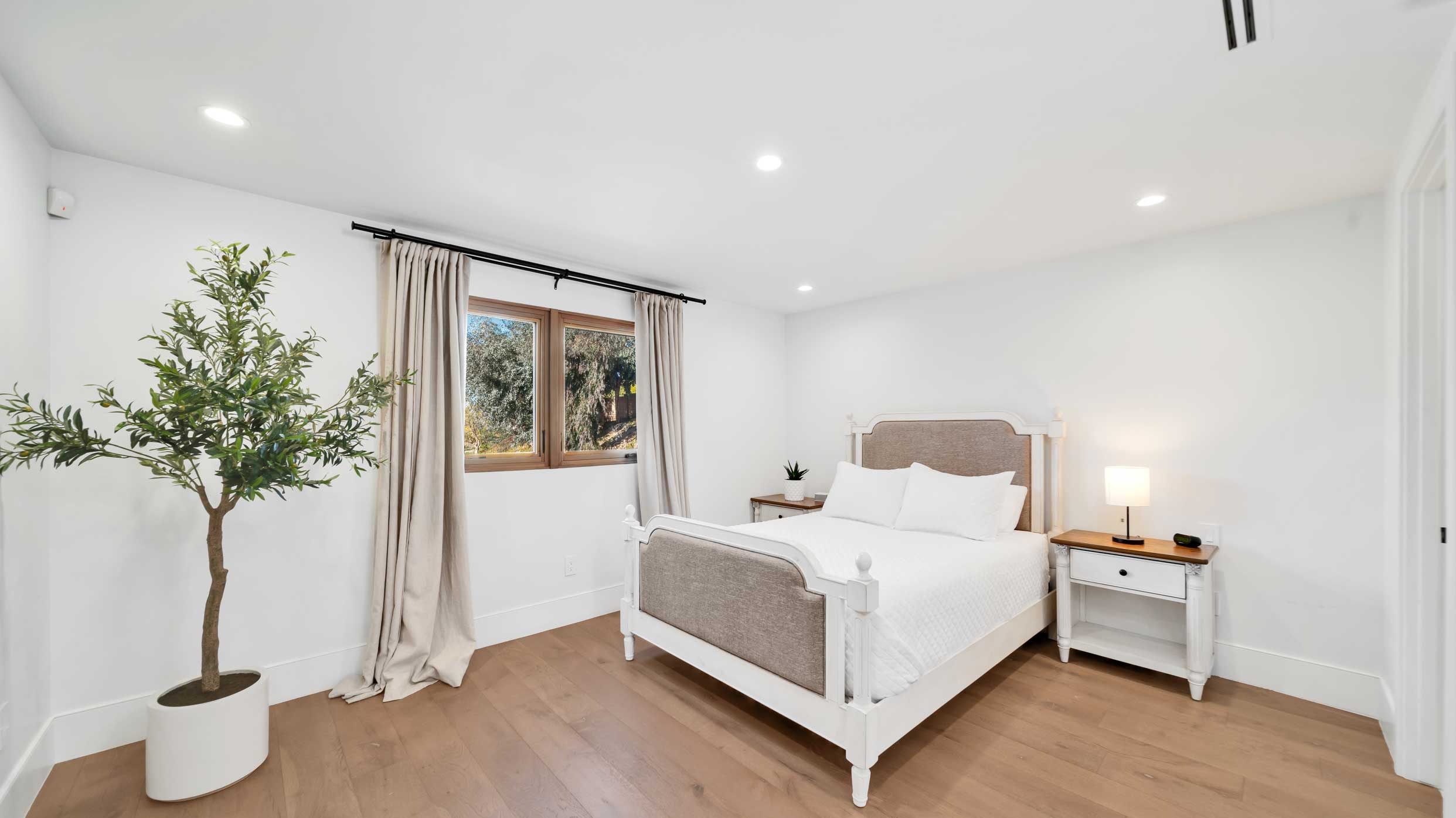 Private-Rooms-_-Wish-Recovery-Luxury-Rehab-&-Detox